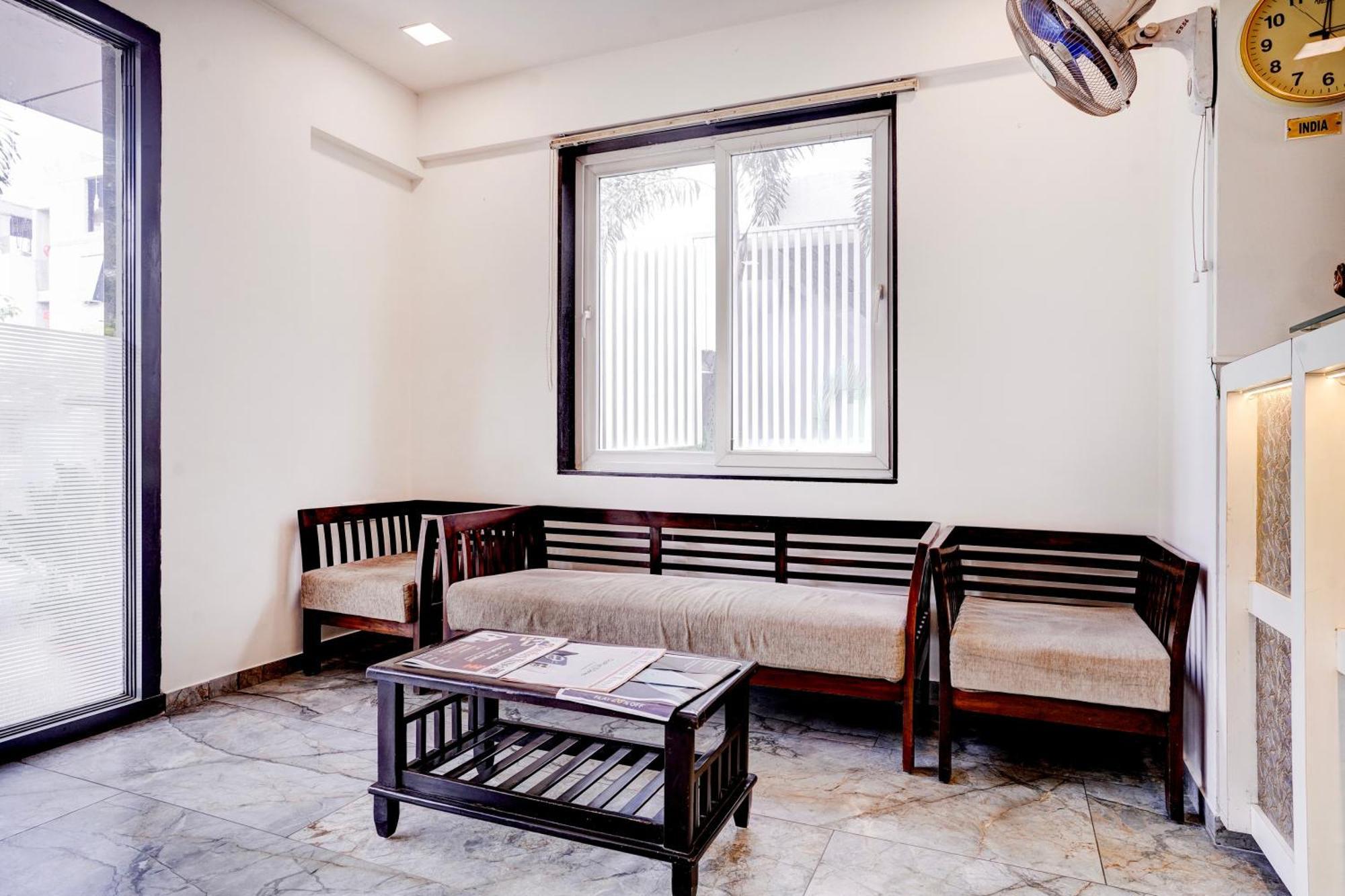 Townhouse Oak Kopar Khairane Navi Mumbai Formerly Ivy Hotel Kültér fotó